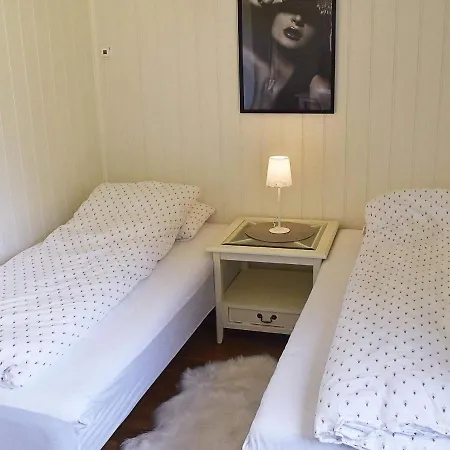 Holiday home Leinoy Fosnavag